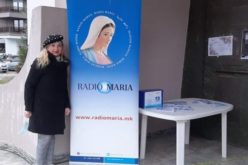 Радио Марија учествуваше на божиќниот базар на Каритас